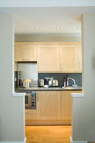 دلفین هوس سرویسد اپارتمنتز