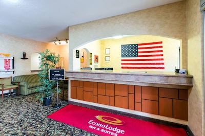 اکنو لج این اند سویتز وست