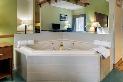 کمفرت این اسود جاکسُنویل