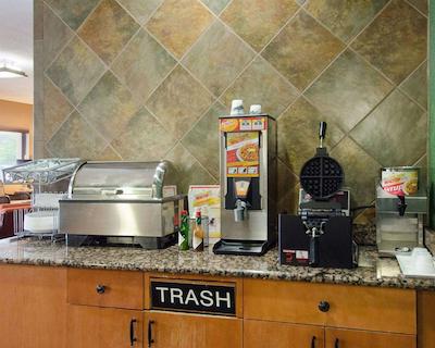 اکنو لج ات واناماکر