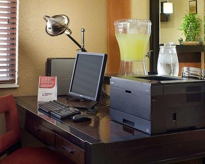 اکنو لج ات واناماکر