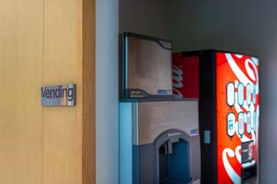 هالیدی این اکسپرس پوکت پاتنگ بیچ سنترال