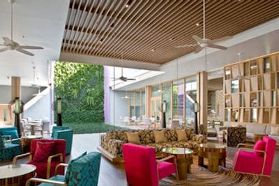 هالیدی این اکسپرس پوکت پاتنگ بیچ سنترال