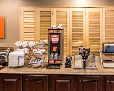 کمفرت سویتز اُاکبروک تراس