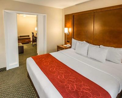 کمفرت سویتز اُاکبروک تراس