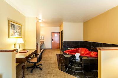 سورست پلاس هتل بای بست وسترن مسکویت