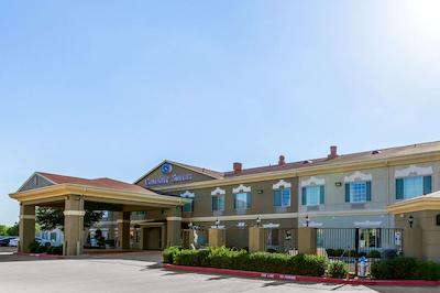 سورست پلاس هتل بای بست وسترن مسکویت