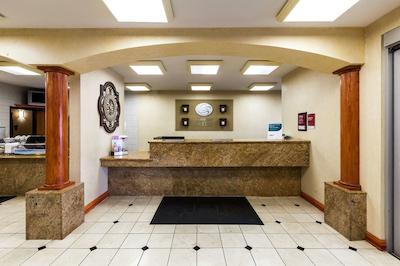 سورست پلاس هتل بای بست وسترن مسکویت