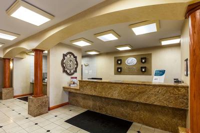 سورست پلاس هتل بای بست وسترن مسکویت