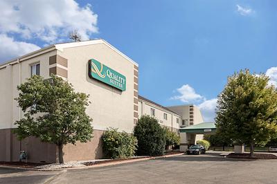 کوالیتی سویتز آیرپرت