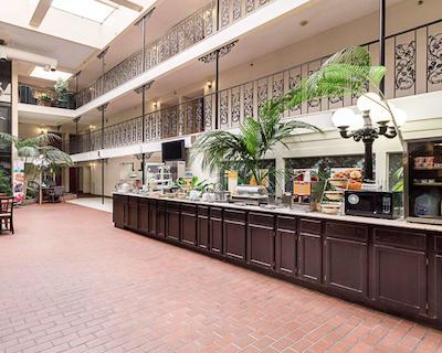 کوالیتی سویتز آیرپرت