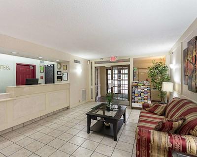 کوالیتی سویتز آیرپرت