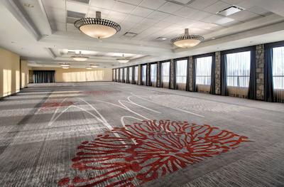 دوبلتری بای هیلتون هتل پیتسبورگه آیرپرت