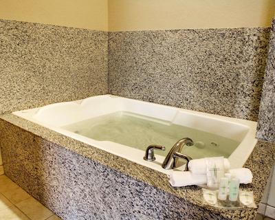 کمفرت سویتز بیلاکسی-اُسین اسپرینگز