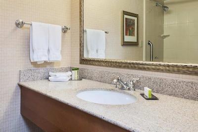 دوبلتری بای هیلتون هتل گراند جونکشن