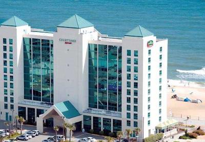 کورتیارد ویرجینیا بیچ اُسینفرنت اسود