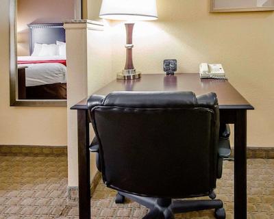 کمفرت سویتز ایست