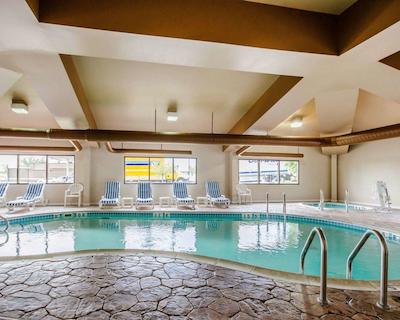 کمفرت سویتز ایست