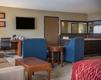 کمفرت این نیر جیلا نیشنال فرست