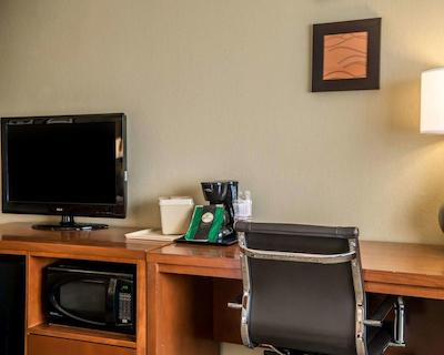 کمفرت این نیر جیلا نیشنال فرست