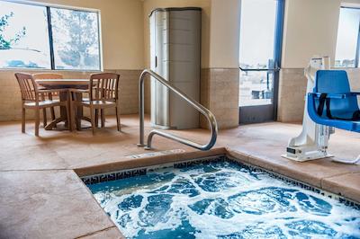 کمفرت این نیر جیلا نیشنال فرست