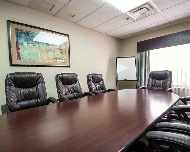 کمفرت سویتز وکف اریا-رسیرچ پارک