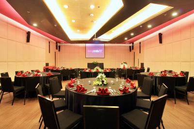 اسلیپ ویت می دیزاین هتل