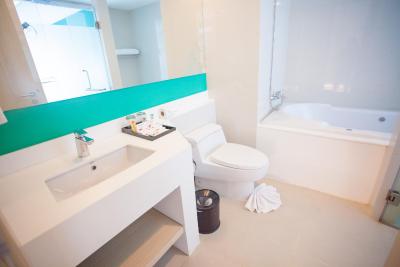 اسلیپ ویت می دیزاین هتل