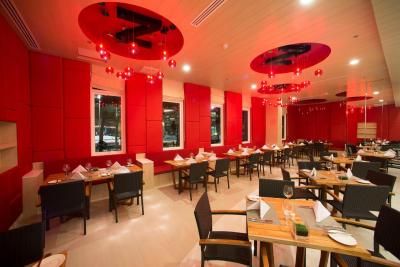 اسلیپ ویت می دیزاین هتل