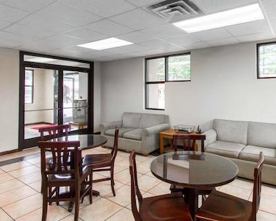 اکنو لج اُپلیکا