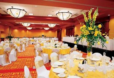 امباسی سویتز نردوست ارکانساز هتل اسپا اند کنونشن سنتر