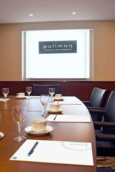 پولمان استوتگارت فنتانا