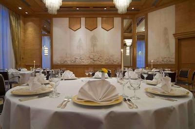 پولمان استوتگارت فنتانا