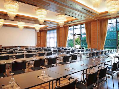 پولمان استوتگارت فنتانا