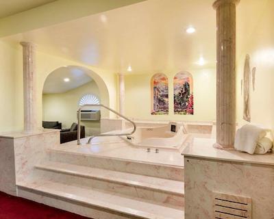 اکنو لج نیر ویچیتا فالز اونت سنتر