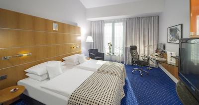 درینت سانسوسی برلین/پتسدام