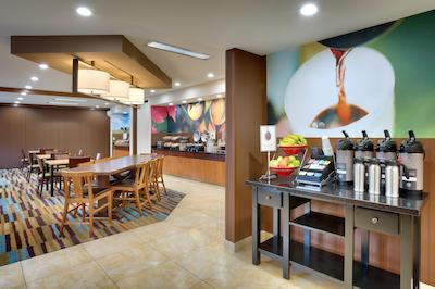 فیرفیلد این بای ماریت اسالت لاک سیتی آیرپرت