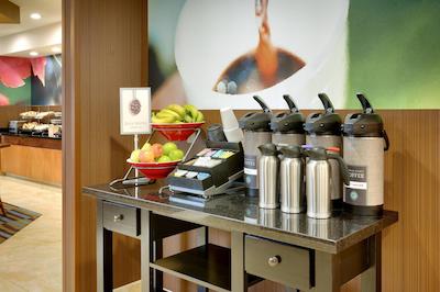 فیرفیلد این بای ماریت اسالت لاک سیتی آیرپرت