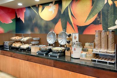 فیرفیلد این بای ماریت اسالت لاک سیتی آیرپرت