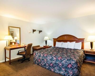 اکنو لج این اند سویتز