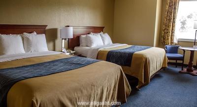 هتل ابرو نکاتیبی