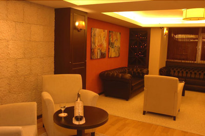 هتل ابرو نکاتیبی