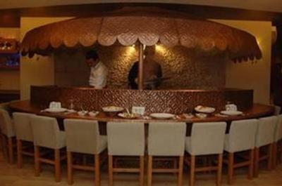 هتل ابرو نکاتیبی