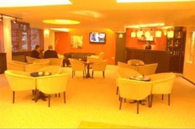 هتل ابرو نکاتیبی