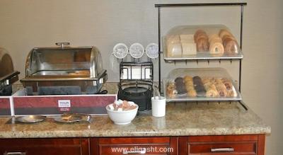 هتل ابرو نکاتیبی