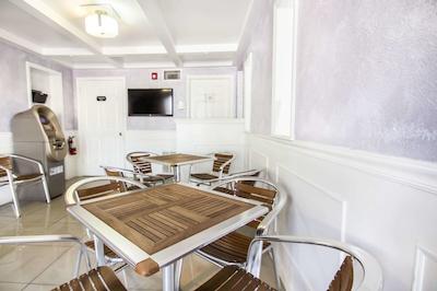 اکنو لج اینترنیشنال دریو اُرلاندو