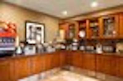 هامپتون این اند سویتز ادیسُن