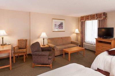 هامپتون این اند سویتز ادیسُن