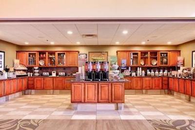 هامپتون این اند سویتز ادیسُن