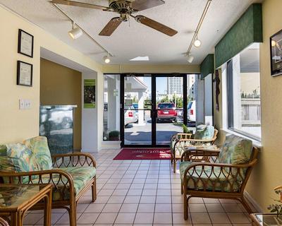 اکنو لج اُن د اُسین